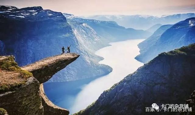 他们在射门 他们在射门